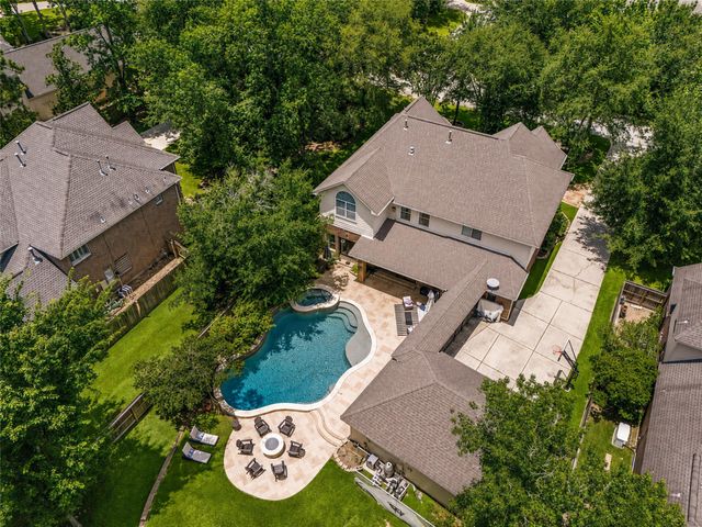 78 S Shawnee Ridge Circle, The Woodlands, TX 77382