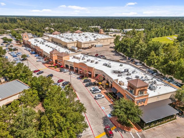 78 S Shawnee Ridge Circle, The Woodlands, TX 77382