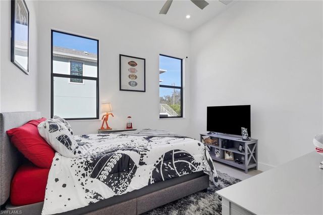 4111 Williams RD, Estero, FL 33928