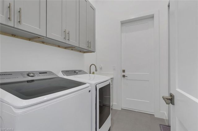 4111 Williams RD, Estero, FL 33928