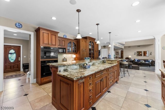 237 Zion Rd, Hillsborough Twp., NJ 08844