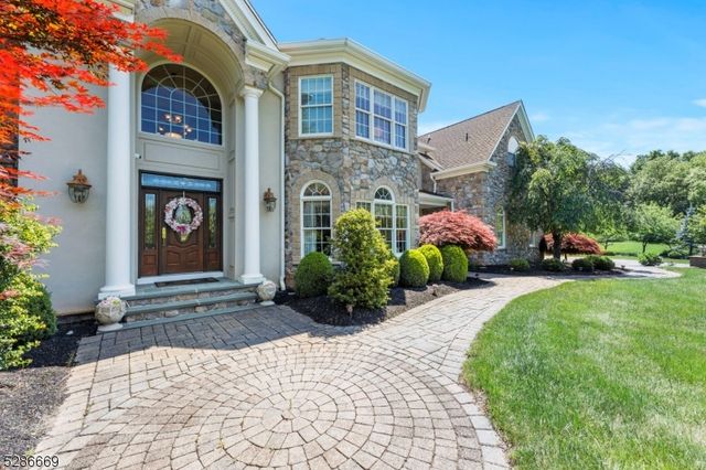 237 Zion Rd, Hillsborough Twp., NJ 08844