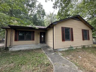 548 Buckeye Ln, Clarksville, TN 37042