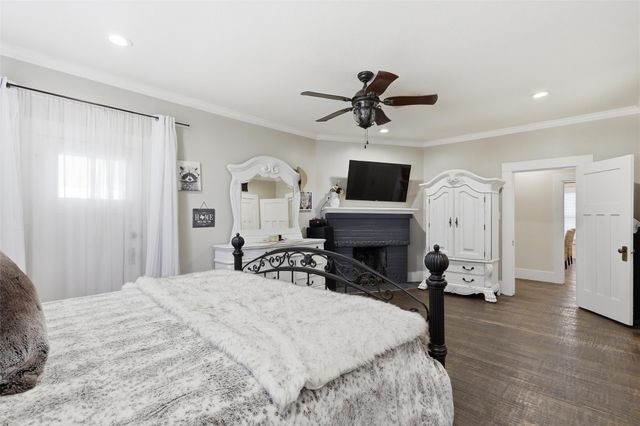 606 Palo Pinto Street, Weatherford, TX 76086