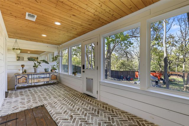 606 Palo Pinto Street, Weatherford, TX 76086