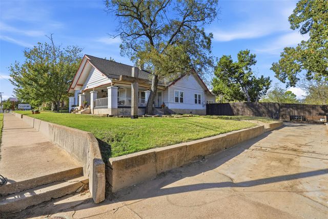 606 Palo Pinto Street, Weatherford, TX 76086