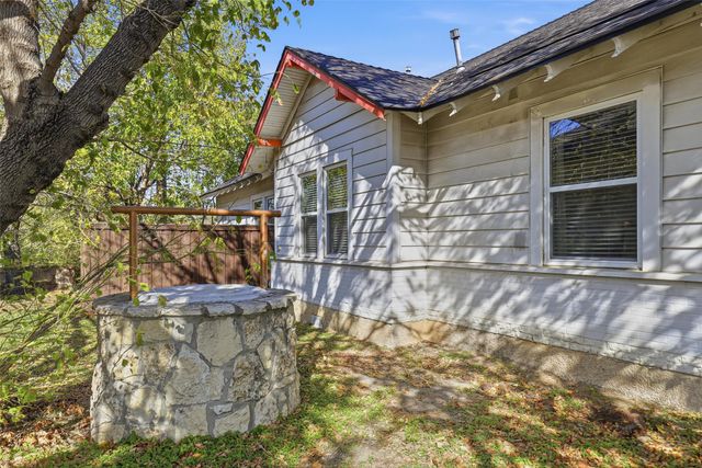 606 Palo Pinto Street, Weatherford, TX 76086