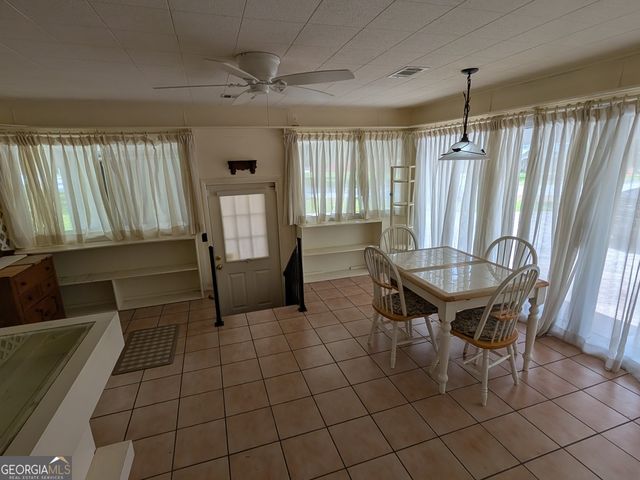 642 Island Drive, Midway, GA 31320