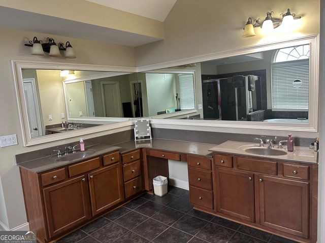 5185 Barrington Trace Drive SW, Atlanta, GA 30331