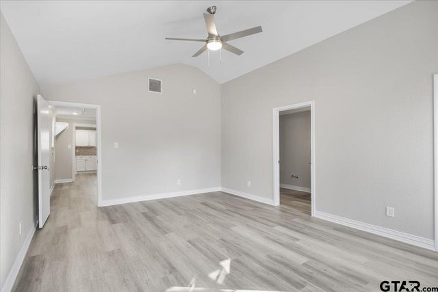 1010 N Grand, Tyler, TX 75702