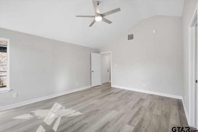 1010 N Grand, Tyler, TX 75702