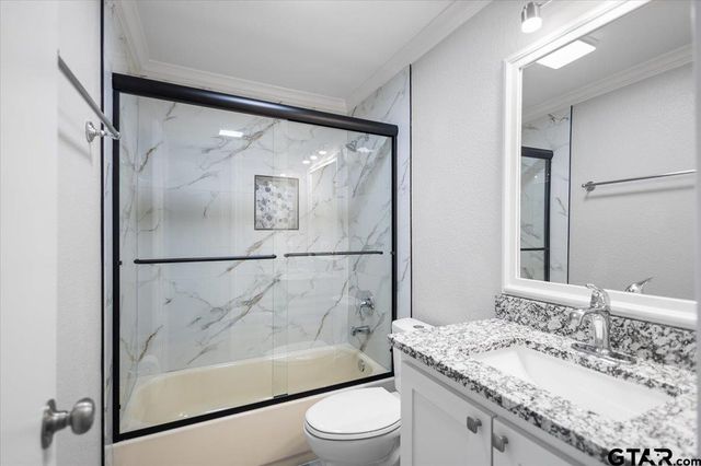 1010 N Grand, Tyler, TX 75702