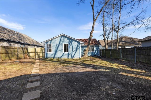 1010 N Grand, Tyler, TX 75702