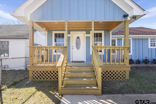 1010 N Grand, Tyler, TX 75702