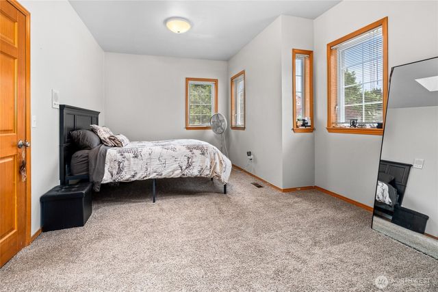 312 E Park Street, North Bend, WA 98045