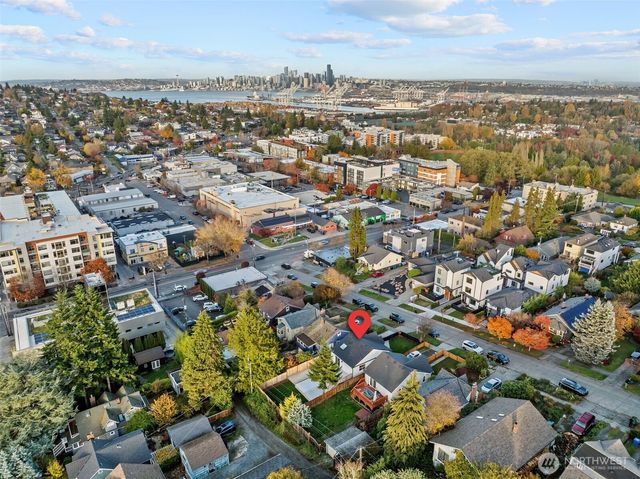 4725 37th Avenue SW, Seattle, WA 98126