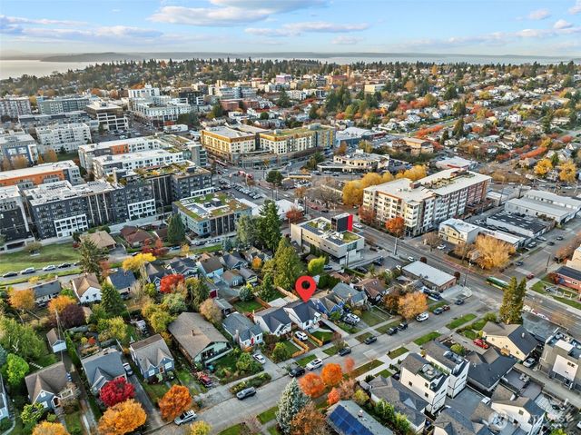 4725 37th Avenue SW, Seattle, WA 98126