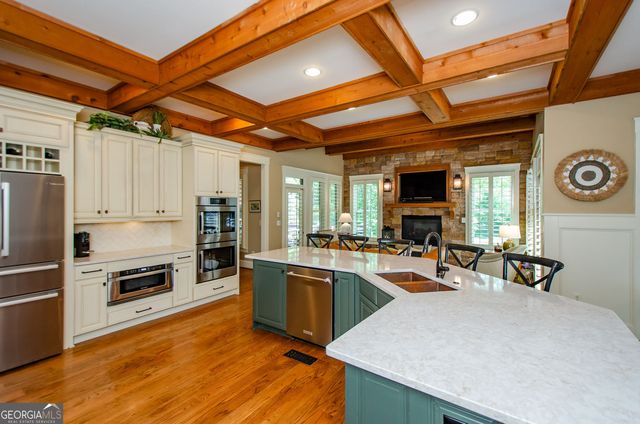 1667 Fernstone Drive NW, Acworth, GA 30101