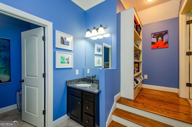 1667 Fernstone Drive NW, Acworth, GA 30101