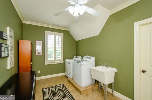 1667 Fernstone Drive NW, Acworth, GA 30101