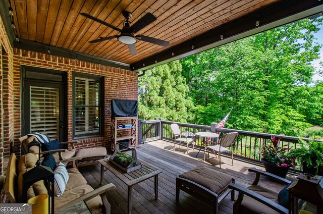 1667 Fernstone Drive NW, Acworth, GA 30101