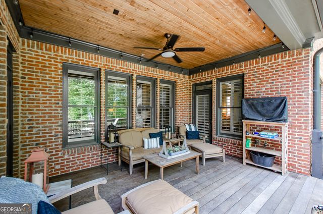 1667 Fernstone Drive NW, Acworth, GA 30101