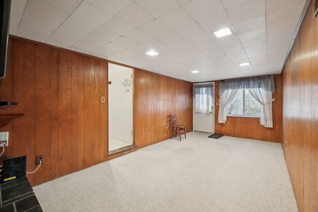 322 S Harris Road, Ypsilanti Twp, MI 48198