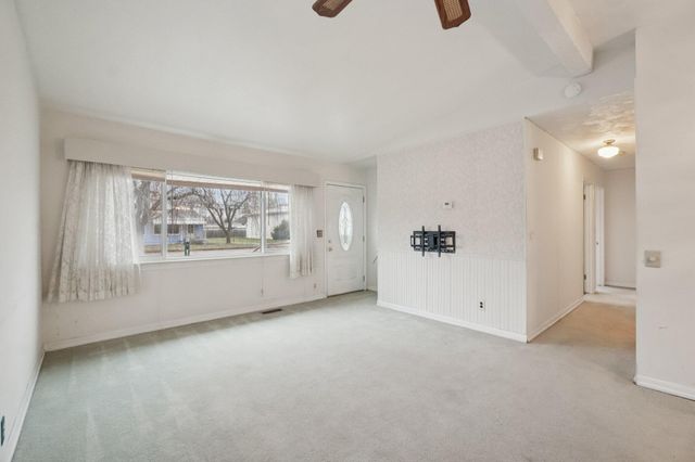 322 S Harris Road, Ypsilanti Twp, MI 48198