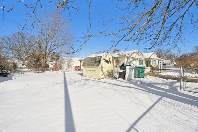 322 S Harris Road, Ypsilanti Twp, MI 48198