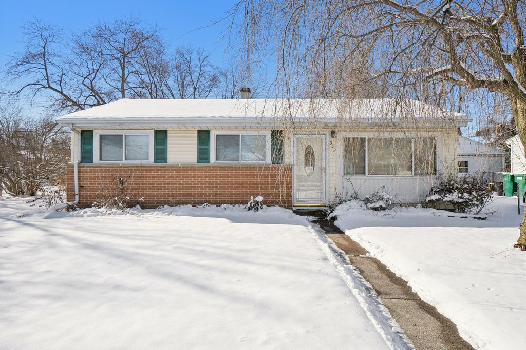 322 S Harris Road, Ypsilanti Twp, MI 48198