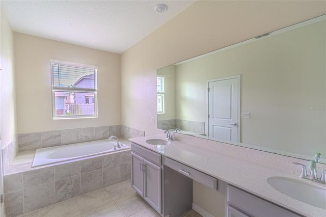 5317 AMERSHAM LANE, St Cloud, FL 34771