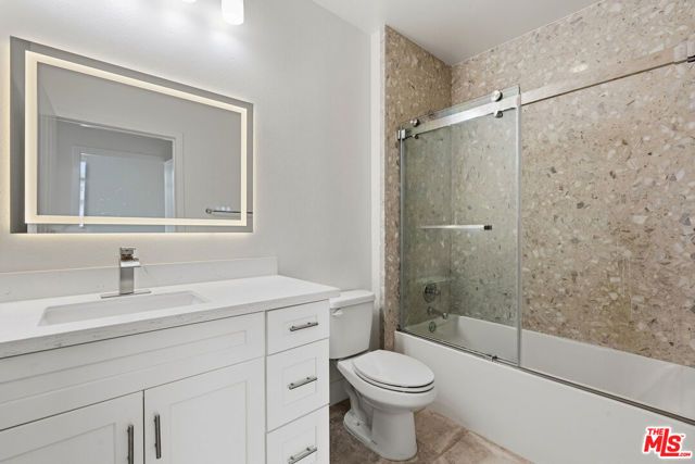 12920 Runway Road 120, Los Angeles, CA 90094