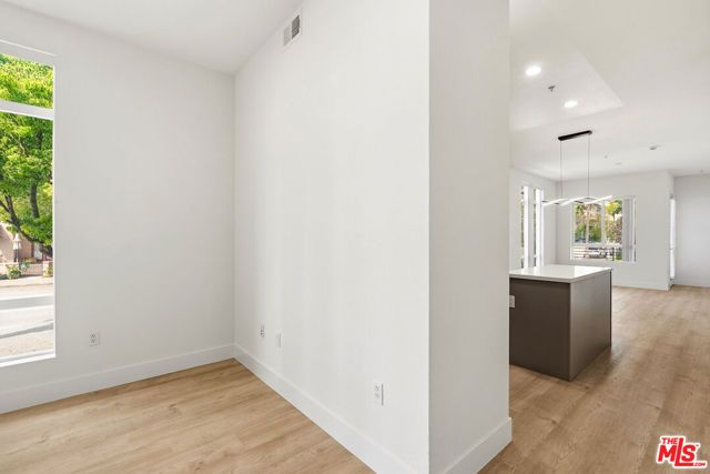 12920 Runway Road 120, Los Angeles, CA 90094