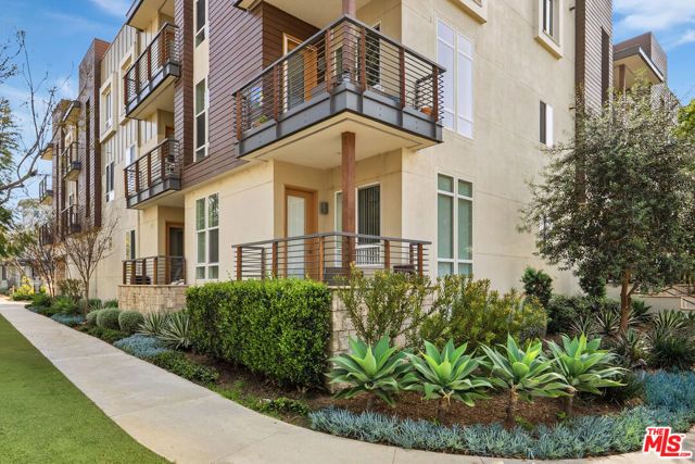 12920 Runway Road 120, Los Angeles, CA 90094
