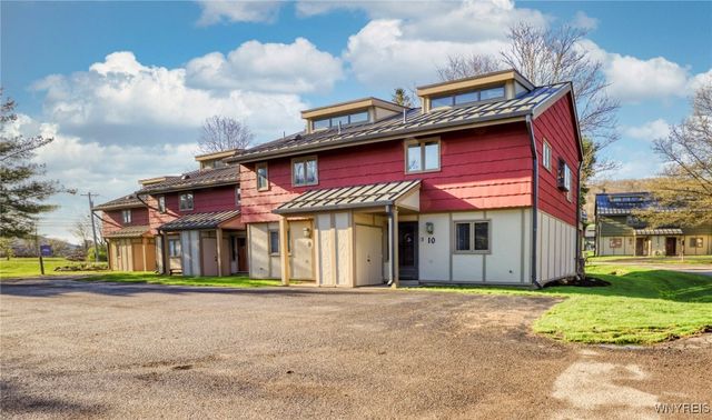 10 Alpine 10, Ellicottville, NY 14731