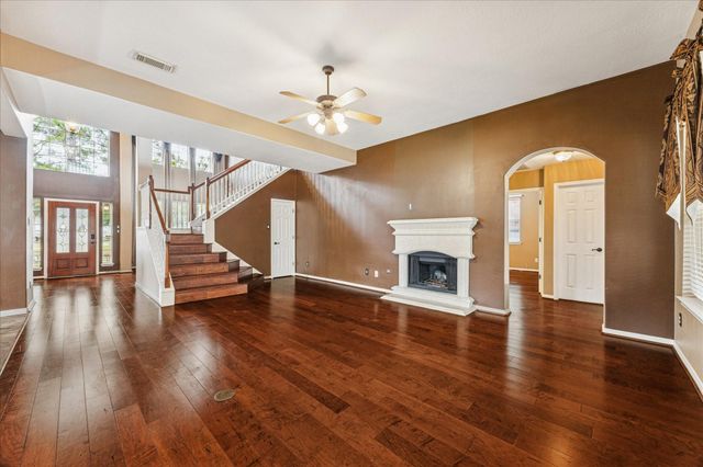 12310 Signal Hill Court, Pearland, TX 77584