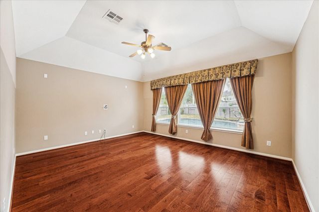 12310 Signal Hill Court, Pearland, TX 77584