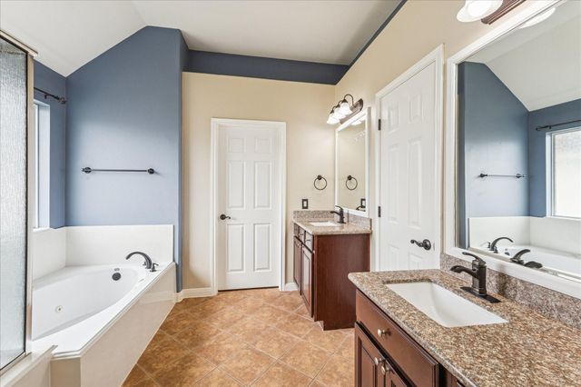 12310 Signal Hill Court, Pearland, TX 77584