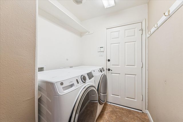 12310 Signal Hill Court, Pearland, TX 77584