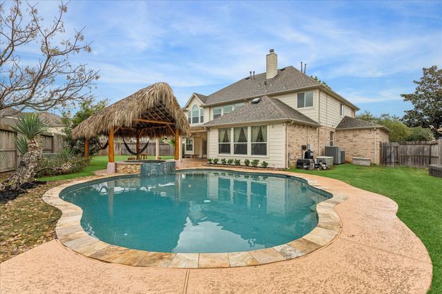 12310 Signal Hill Court, Pearland, TX 77584