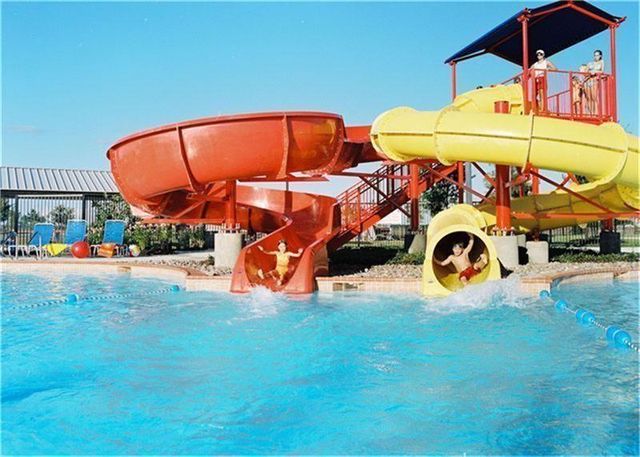 12310 Signal Hill Court, Pearland, TX 77584