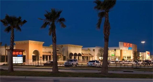 12310 Signal Hill Court, Pearland, TX 77584