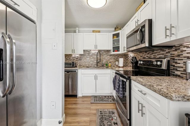 3862 NE 171st Street E E, North Miami Beach, FL 33160