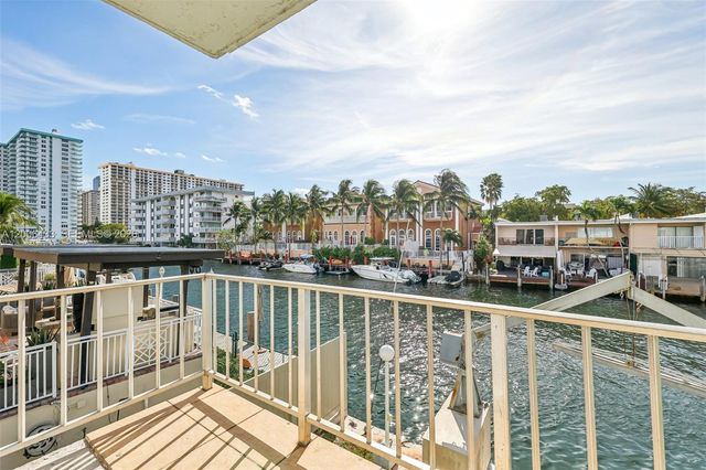 3862 NE 171st Street E E, North Miami Beach, FL 33160