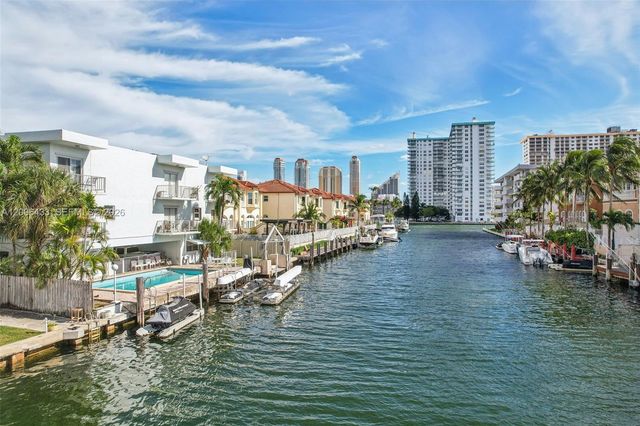 3862 NE 171st Street E E, North Miami Beach, FL 33160