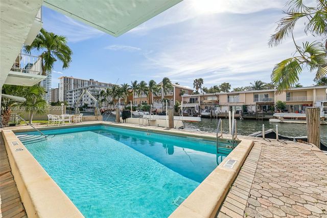 3862 NE 171st Street E E, North Miami Beach, FL 33160