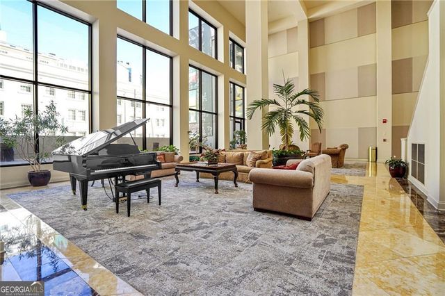 1280 W Peachtree Street NW 1802, Atlanta, GA 30309