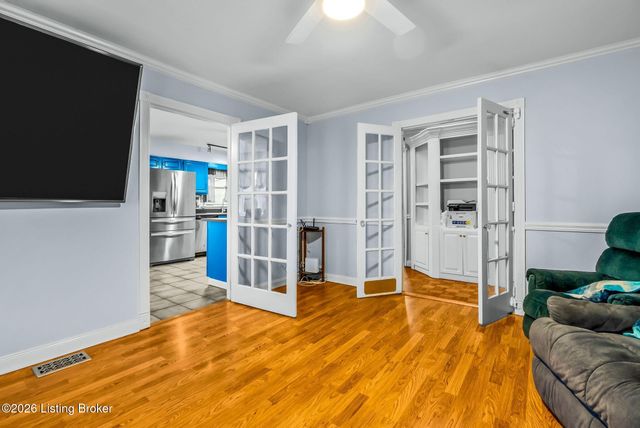 6108 Richiewayne Dr, Louisville, KY 40219