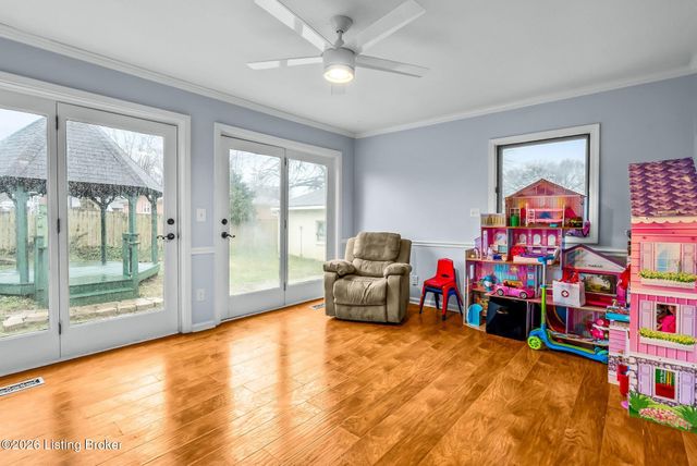 6108 Richiewayne Dr, Louisville, KY 40219