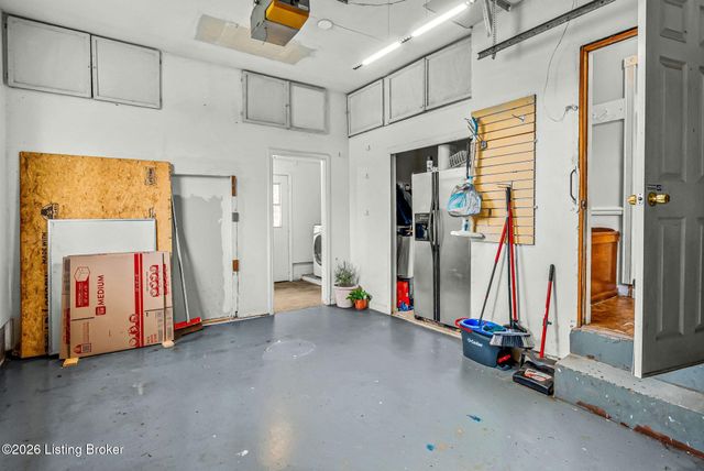 6108 Richiewayne Dr, Louisville, KY 40219